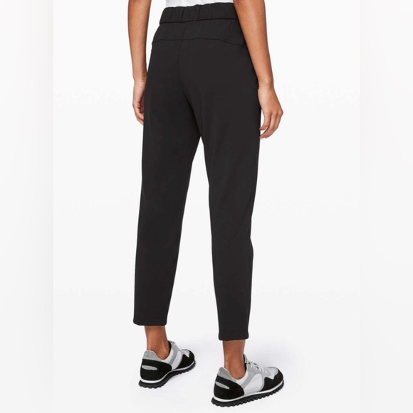 On the Fly 7/8 pant - Picture 3 of 5